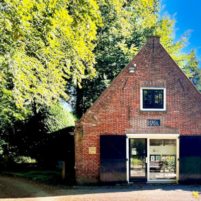 Laan, Niki Niki Laan